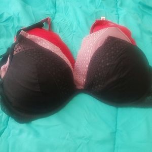 Victoria's Secret Incredible Lightly Lined Bras